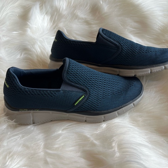 Men’s Skechers size 9.5 - Picture 5 of 7